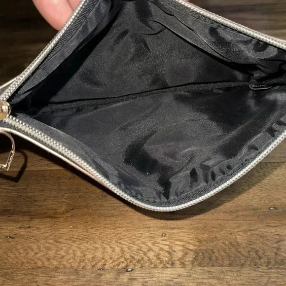 Victoria’s Secret / PINK Bundle of 2 Cosmetics Skincare Makeup Zipper Bags Cases - Picture 5 of 8